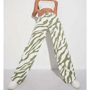 Shein Jeans High Waisted Zebra Striped Off White Green Straight Leg Denim XS NEW